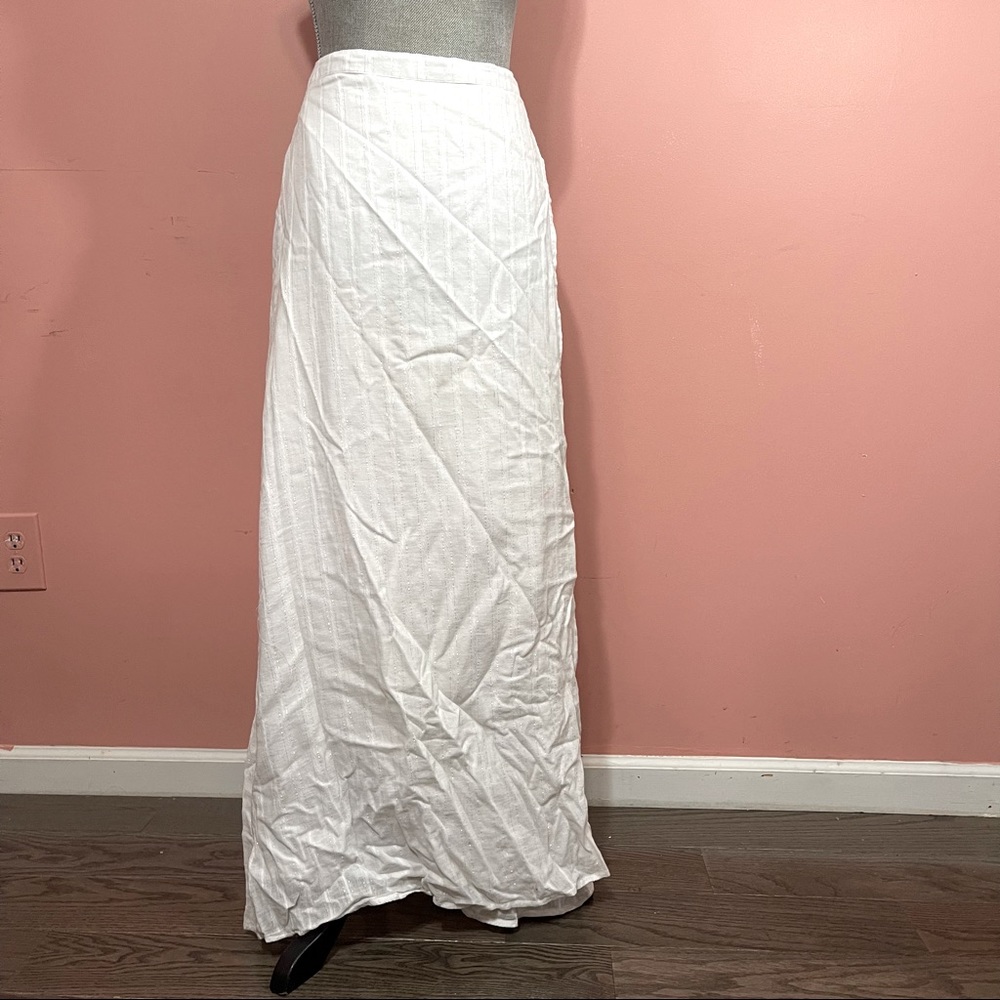 New York and Company white maxi skirt